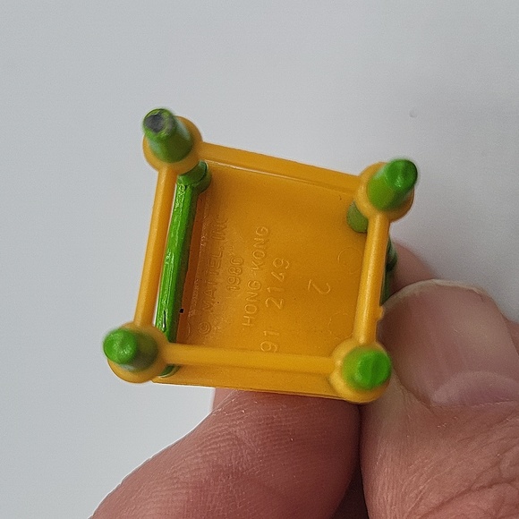 Vintage Mattel The Littles Metal Doll Furniture - Picture 9 of 9